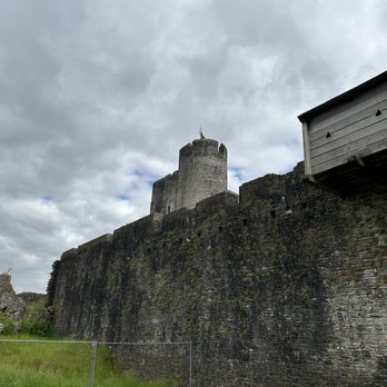 Caerphilly Castle - Landmarks & Historical Buildings Near Me - Caerphilly, CAY