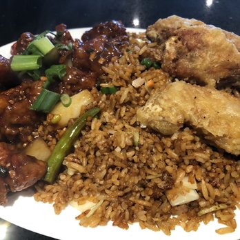 Chung’s Caribbean Hut - Chilli Chicken Lunch Special with Chicken Wings - Caribbean Near Me - Brampton, Ontario
