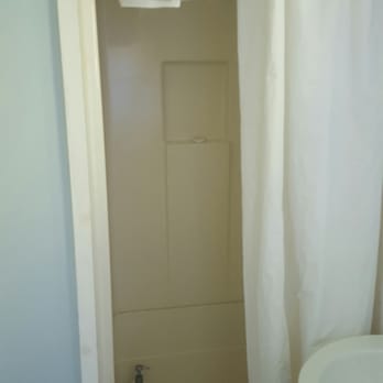 Langley Motel - Shower - Hotels Near Me - Langley, Washington Langley Motel - Shower - Hotels Near Me - Langley, Washington