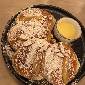 LÝRA - Pancakes - Greek Near Me - Chicago, Illinois