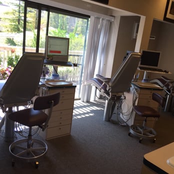 Axelrode Orthodontics - Open Bay Patient Chairs - Orthodontists Near Me - Moraga, California