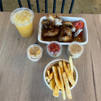 ISAAC'S Poultry Market - pineapple apple basil, 6 honey butter wings, small fries (March 2023) - American Near Me - Gaithersburg, Maryland