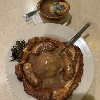 Piper's Pub - Toad In The Hole and Scotch Onion Soup - British Near Me - Pittsburgh, Pennsylvania