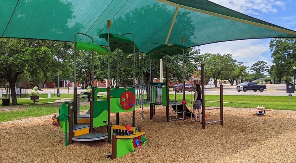Zychlinski Park Image