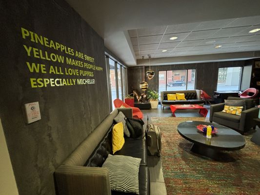 Hotel Five - A Staypineapple Hotel by null