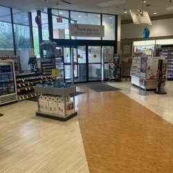 Walgreens - Entrance/exit