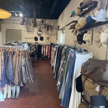 Vintage Dirty Laundry - Boutique section - Used, Vintage & Consignment Near Me - Redondo Beach, California