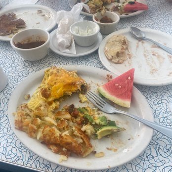 Dale's Diner - Chevy omelet ! Great portion - Diners Near Me - Long Beach, California
