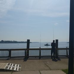 Frank J Hutchins Memorial Park - Area beside pier