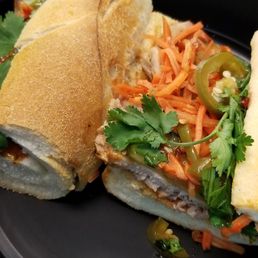 Bahn Mi extraordinaire Bahn Mi extraordinaire