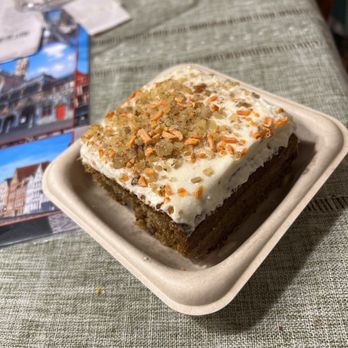 Veggie Galaxy - House-made Carrot Cake - Breakfast & Brunch Near Me - Cambridge, Massachusetts
