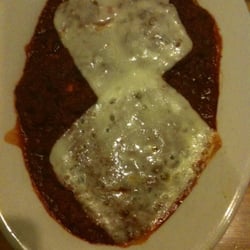 Zeno's Italian Restaurant - Cheese ravioli with meat sauce
