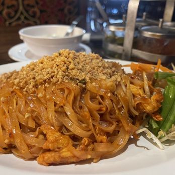 Big Thai - Pad Thai - Thai Near Me - Wilmington, North Carolina