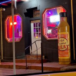 Hot Mama's Canteen