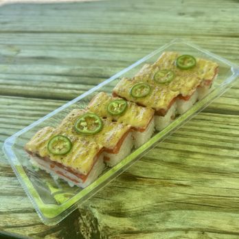 Aburi Oshi Sushi - Aburi Salmon Oshi (6 pcs) - Sushi Bars Near Me - Austin, Texas