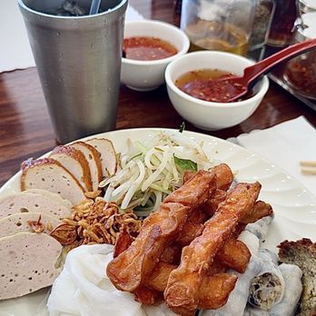 Banh Cuon Thanh Tri - #11 ~ banh cuon thit va banh uot - Vietnamese Near Me - Westminster, California Banh Cuon Thanh Tri - #11 ~ banh cuon thit va banh uot - Vietnamese Near Me - Westminster, California