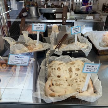Lilly Mae's Cinnamon Rolls - Bakeries Near Me - Monterey, California