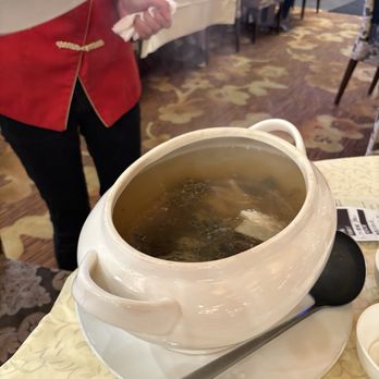 Yue Huang Restaurant - Whole chicken soup - Seafood Near Me - Sacramento, California Yue Huang Restaurant - Whole chicken soup - Seafood Near Me - Sacramento, California