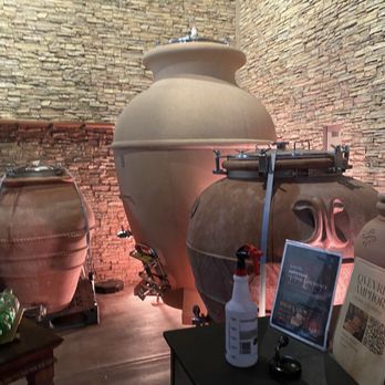 Grapeline Wine Tours - Wine Tours Near Me - Temecula, California