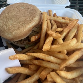 Nemo's - Veggie Burger - Fast Food Near Me - Escalante, Utah