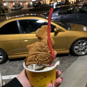 Somisomi - Oreo and Nutella filling fishy! - Desserts Near Me - Cupertino, California