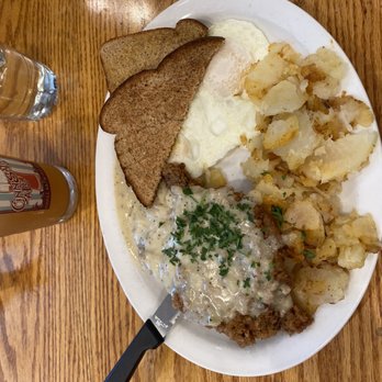 Silver Grill Cafe - Chicken Fried Steak & Eggs - Breakfast & Brunch Near Me - Fort Collins, Colorado