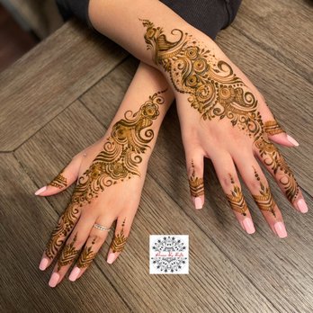 Henna by Sufia - Party henna - Henna Artists Near Me - Caledon, Ontario