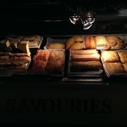 Crown Bakery - Hot baked goods