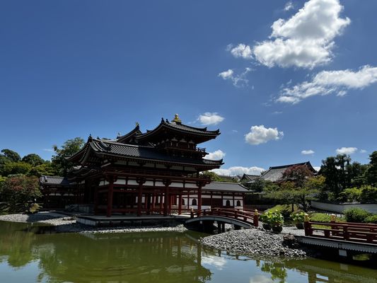 Byōdo-in Temple by null
