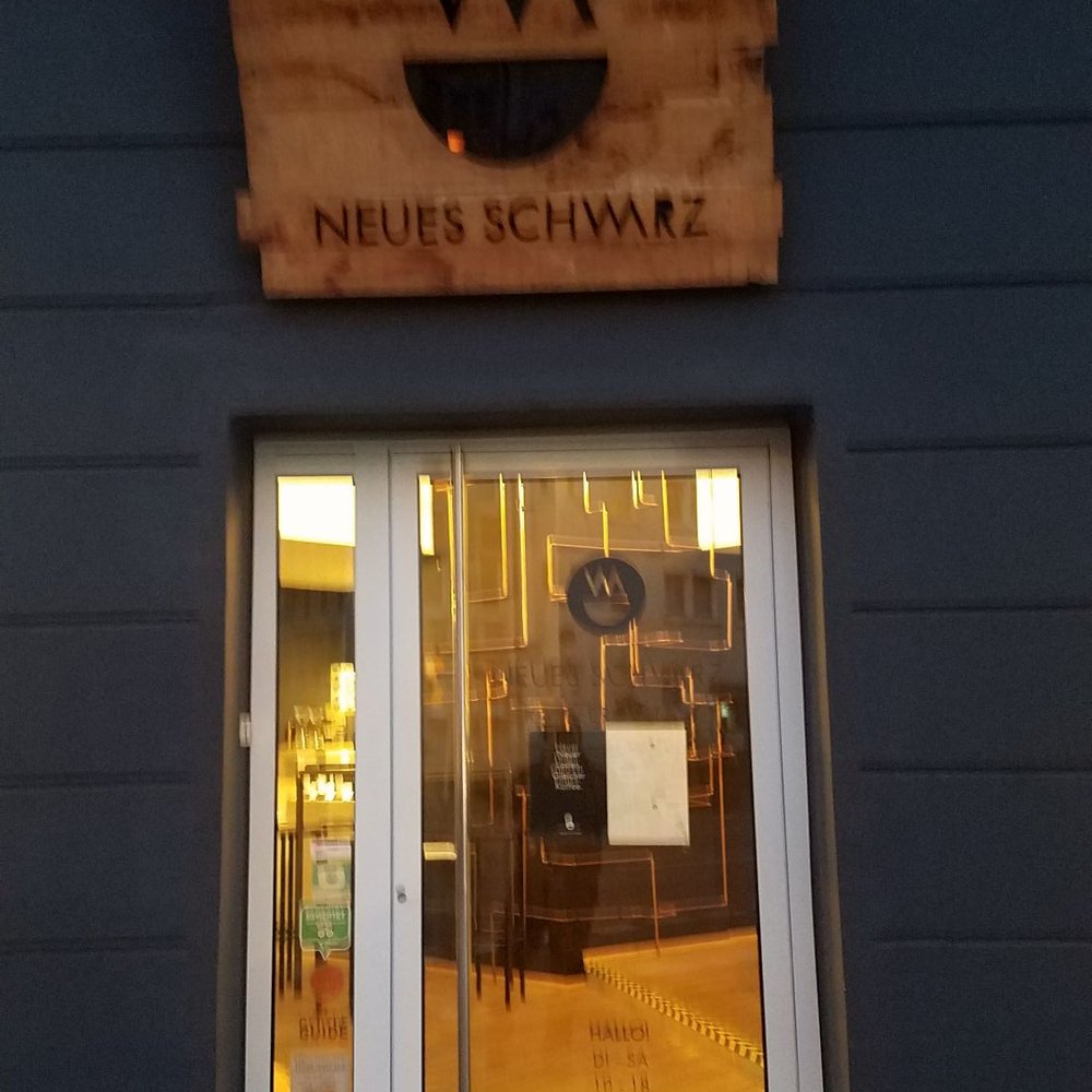 Neues Schwarz - Welcoming especially with this cold - Coffee Roasteries Near Me - Dortmund, NW