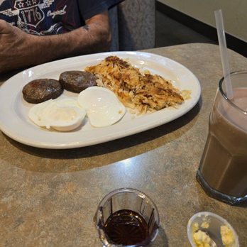 Pegah's Family Restaurant - Eggs sausage and hash browns - Breakfast & Brunch Near Me - Shawnee, Kansas Pegah's Family Restaurant - Eggs sausage and hash browns - Breakfast & Brunch Near Me - Shawnee, Kansas