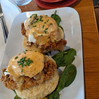 Ruby Sunshine Charlotte Southend - Fried chicken benedict - Breakfast & Brunch Near Me - Charlotte, North Carolina Ruby Sunshine Charlotte Southend - Fried chicken benedict - Breakfast & Brunch Near Me - Charlotte, North Carolina