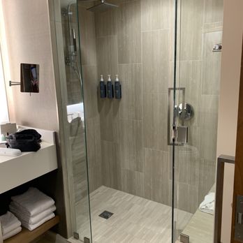 The Westin - Shower - Hotels Near Me - The Woodlands, Texas The Westin - Shower - Hotels Near Me - The Woodlands, Texas