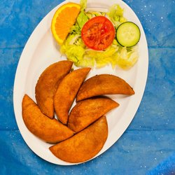 Las Islitas J&B - Empanadas de camarón