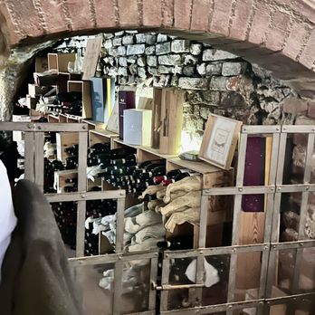 La Taverna di San Giuseppe - Smaller wine cellar. - Tuscan Near Me - Siena, SI La Taverna di San Giuseppe - Smaller wine cellar. - Tuscan Near Me - Siena, SI