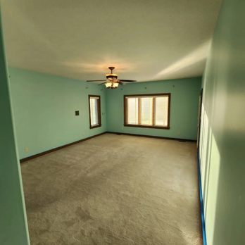 Vega's Painting - Stunning before & after of the colors Alabaster/ Peppercorn and Alabaster/ Sea Salt. - Painters Near Me Vega's Painting - Stunning before & after of the colors Alabaster/ Peppercorn and Alabaster/ Sea Salt. - Painters Near Me
