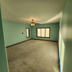 Vega's Painting - Stunning before & after of the colors Alabaster/ Peppercorn  and Alabaster/ Sea Salt.