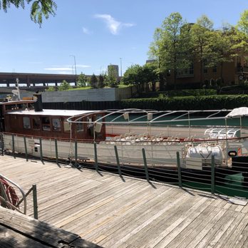 Chicago Line Cruises - Tour boat - Boat Charters Near Me - Chicago, Illinois Chicago Line Cruises - Tour boat - Boat Charters Near Me - Chicago, Illinois