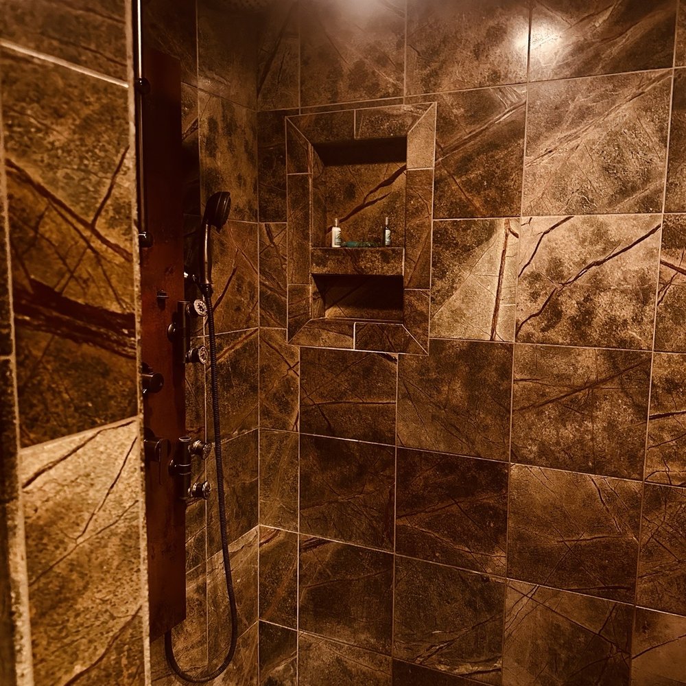 Sunset Inn & Suites - Absolutely stunning shower! - Hotels Near Me - Clinton, Illinois Sunset Inn & Suites - Absolutely stunning shower! - Hotels Near Me - Clinton, Illinois