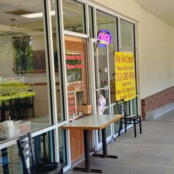 Chan's Chinese Food - Entrance