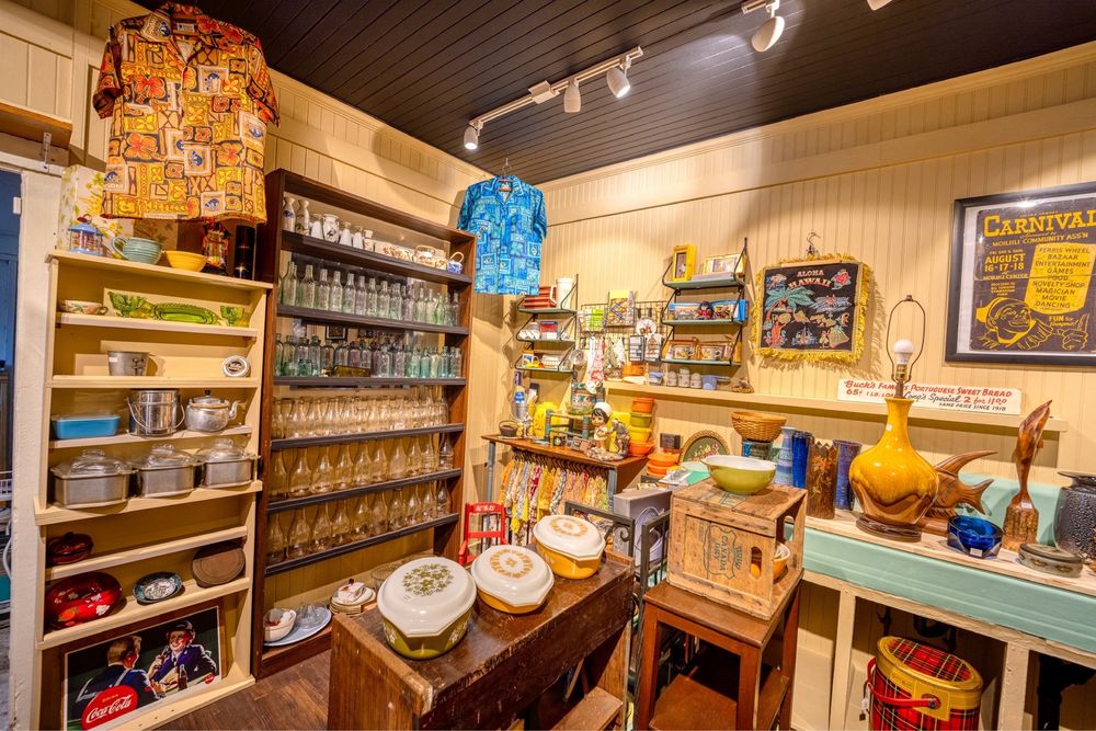 Trash From The Past Collectibles Cottage