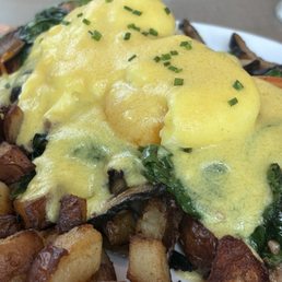 Veggie eggs Benedict w added sausage