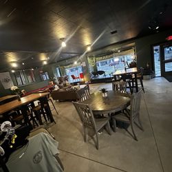 The Doghouse Coffee - Lounge area