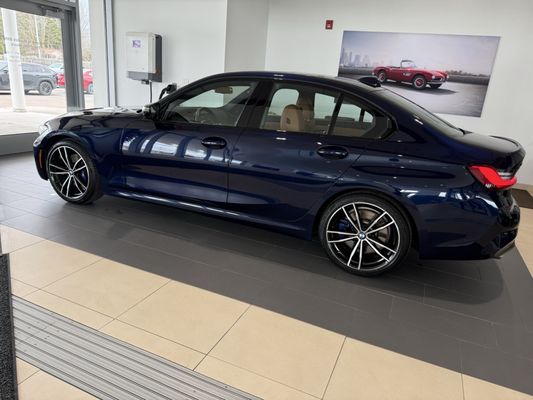 BURDICK BMW - Updated December 2025 - 20 Photos & 29 Reviews - 5947 E ...