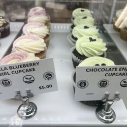 Sinful Confections Bakery - Cupcakes