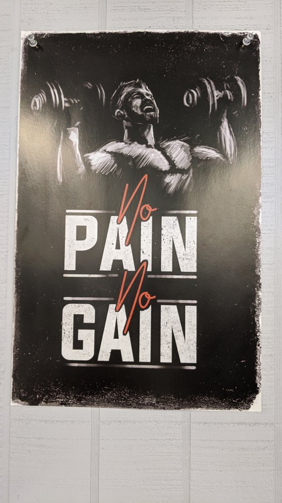 TOTAL FITNESS Updated May 2024 17 Photos 1809 Denny Ave