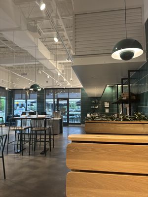 Shake Shack Katy Freeway by null