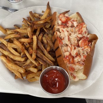 Neptune Oyster - Lobstah roll! - Seafood Near Me - Boston, Massachusetts Neptune Oyster - Lobstah roll! - Seafood Near Me - Boston, Massachusetts