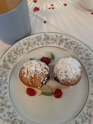 Joan's in the Park by null