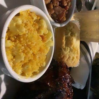 Fitzwilly's Restaurant - Half chicken, Baked Beans with Pork Mac 'n Cheese cornbread! - Bars Near Me - Northampton, Massachusetts Fitzwilly's Restaurant - Half chicken, Baked Beans with Pork Mac 'n Cheese cornbread! - Bars Near Me - Northampton, Massachusetts